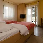 بيت ضيافة Irena 3*