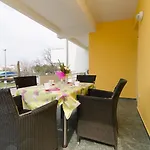 Irena 3*