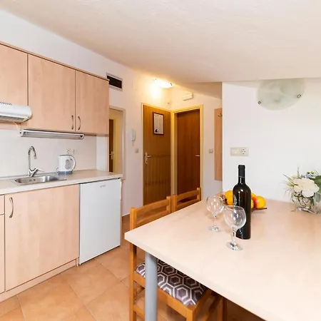 Guest house Irena Zadar