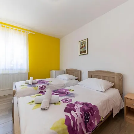 Guest house Irena