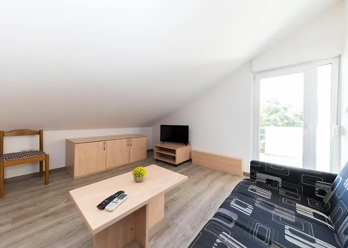 Irena Gæstehus 3*