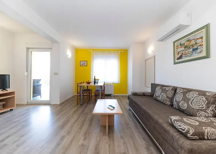 Irena Гостевой дом Задар